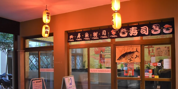 Sushi menu v tradičnej ázijskej reštaurácii Sushi Hamasaki