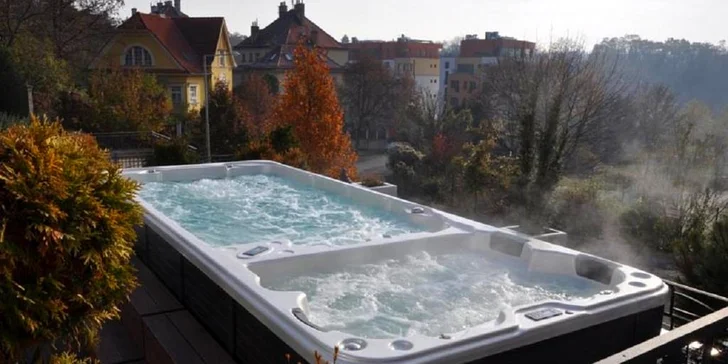Romantika v Prahe: vírivka, soľná jaskyňa a hotel vo vilovej štvrti pri centre