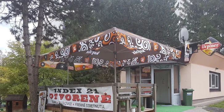 Chrumkavé panini s džúsom alebo pečeným čajom