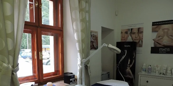 Ošetrenie pleti ovocnými kyselinami alebo hĺbkové čistenie