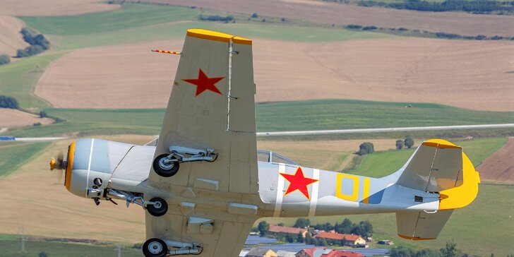 Úchvatný akrobatický let na lietadle YAK 52