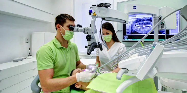 Konzultácia a zľava na neviditeľný zubný strojček INVISALIGN