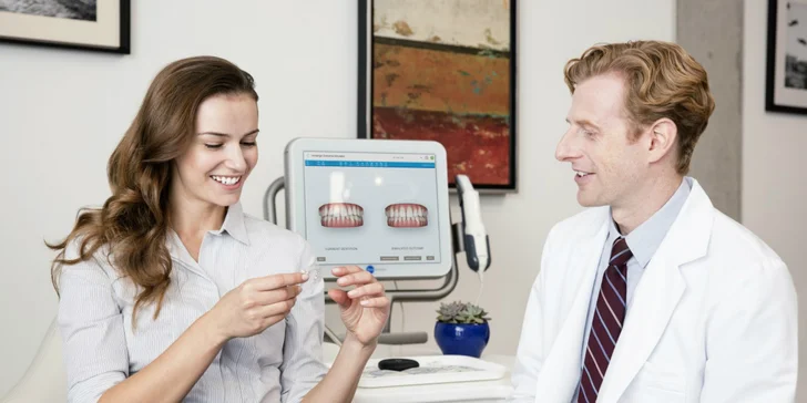 Konzultácia a zľava na neviditeľný zubný strojček INVISALIGN