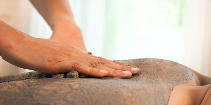Detoxikačná i antioxidačná masáž či aromaterapeutické zábaly