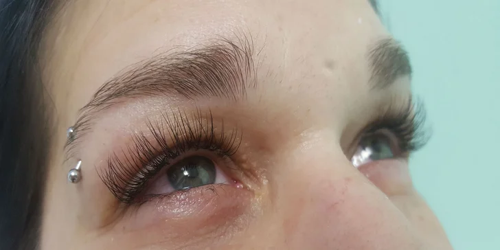 Úprava obočia či 3D mihalnice