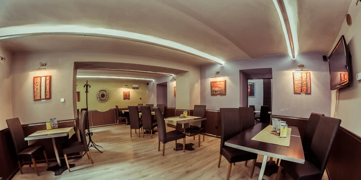 Raňajkové menu: praženica, párky alebo palacinky v Metro kaviarni