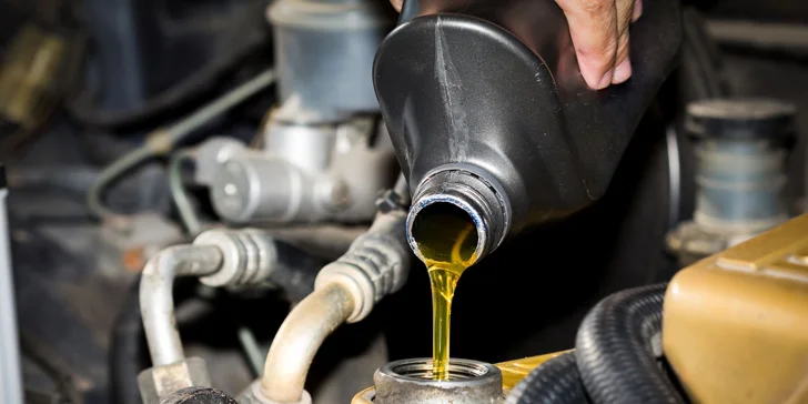 Výmena oleja v Autoservise - G&B Corporation