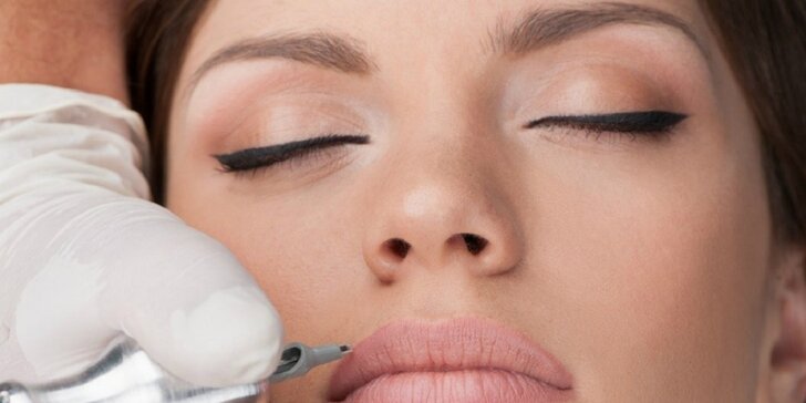 Permanentný make-up obočia, očnej linky alebo pier