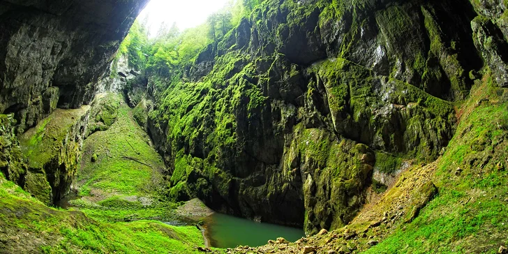 Moravský kras ako na dlani: Pobyt na 2 až 5 nocí, polpenzia a fľaša vína