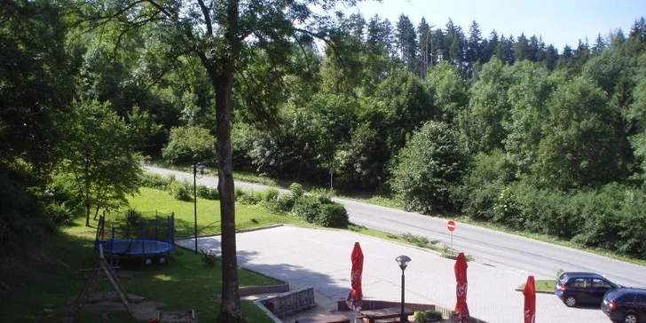 Moravský kras ako na dlani: Pobyt na 2 až 5 nocí, polpenzia a fľaša vína