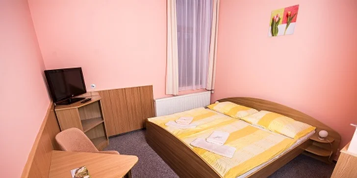 Moravský kras ako na dlani: Pobyt na 2 až 5 nocí, polpenzia a fľaša vína