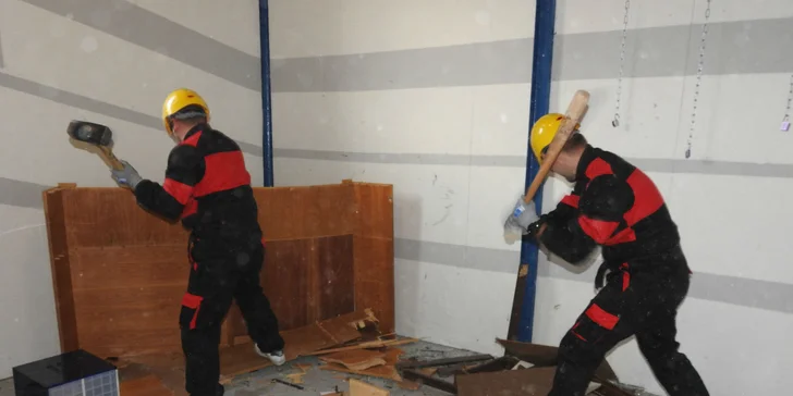 Rozbíjačka: Antistresová hra, pri ktorej rozmlátite, čo vidíte