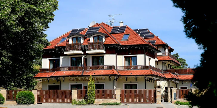 Odkrývajte tajomstvá historického Egeru s jeho slávnym vínom Egri Bikáver!