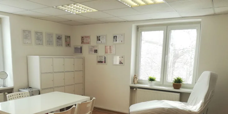 Profesionálny večerný make-up alebo minikurz líčenia