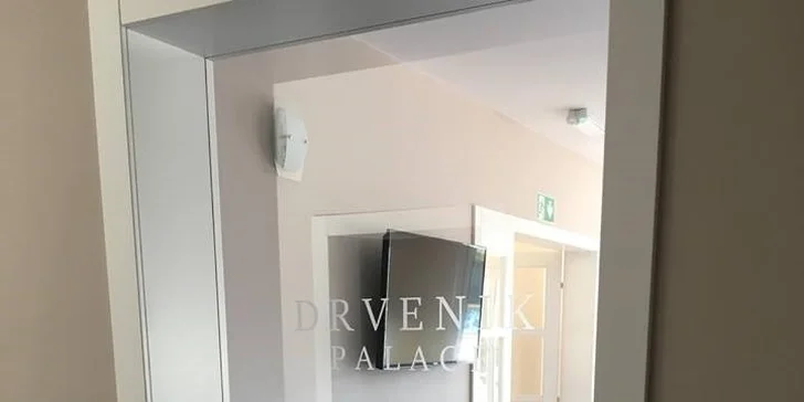 7 nocí s polpenziou na Makarskej: nový hotel v bezprostrednej blízkosti mora