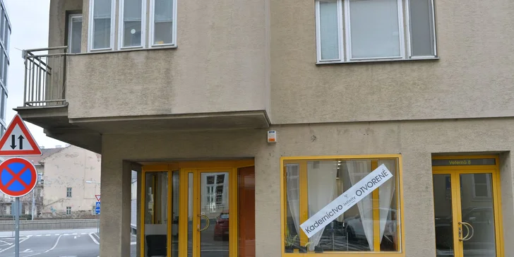 Strih, farbenie a aplikácia profesionálnej kúry