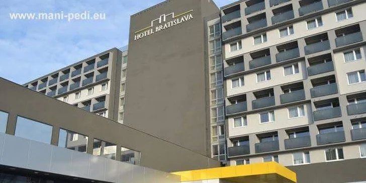 Jarný detox alebo kombinovaná pedikúra