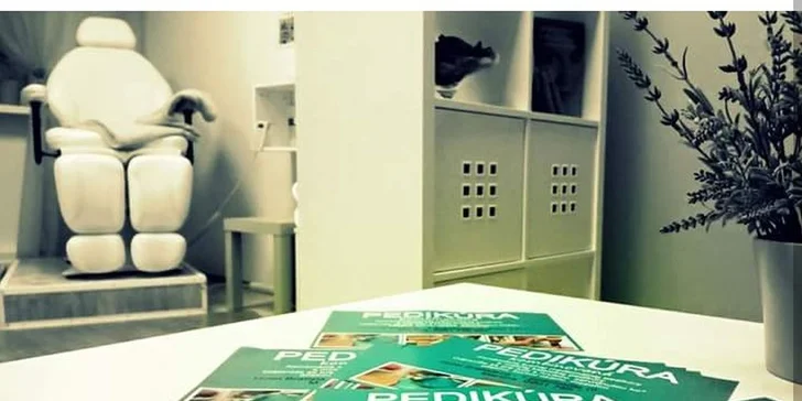Jarný detox alebo kombinovaná pedikúra