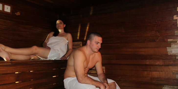 Pobyt v saune alebo klasická masáž s peelingom