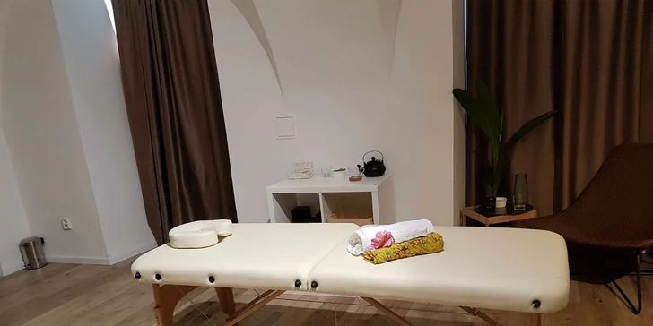 Detoxikačná i antioxidačná masáž či aromaterapeutické zábaly