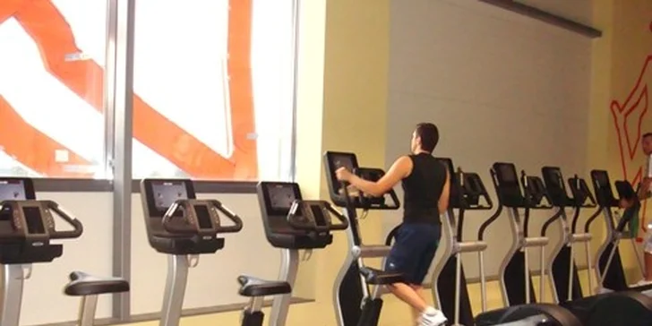 Členstvo na 1 mesiac v CRUNCH fitness club