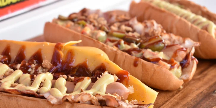 Vyberte si svoj HOT DOG a dajte si ho s hranolčekmi