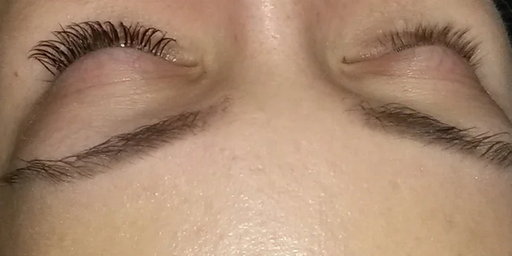 Dokonalý pohľad vďaka mihalniciam aplikovaným v Beauty Bare