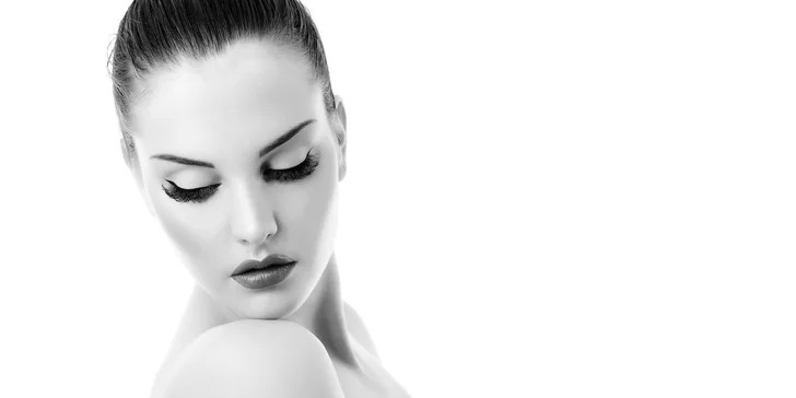 Dokonalý pohľad vďaka mihalniciam aplikovaným v Beauty Bare