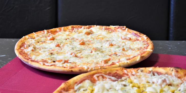 Poctivá pizza v Sabotage pube a nápoj