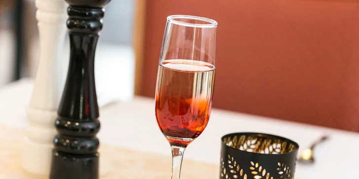 3-chodová večera pre 2 osoby aj so vstupom do wellness