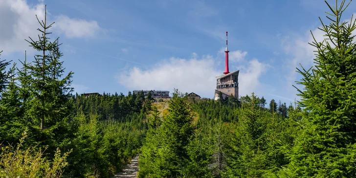Pobyt v Beskydách: horský hotel s polpenziou a vstupom do sáun