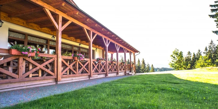 Pobyt v Beskydách: horský hotel s polpenziou a vstupom do sáun