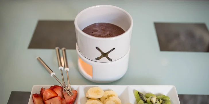 Skvelá kávička alebo jedinečné čokoládové fondue s ovocím v Prešove