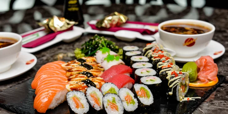 Sushi menu s ostrokyslou polievkou pre 1 alebo 2 osoby