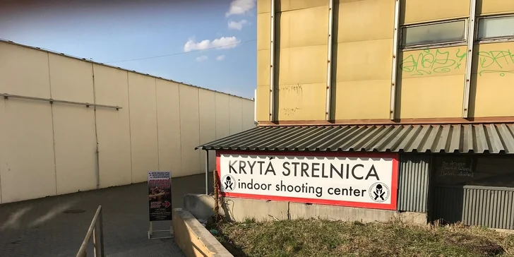 Streľba zo zbraní podľa vlastného výberu na krytej strelnici