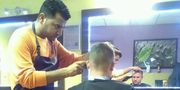Pánsky strih vlasov s možnosťou úpravy brady a stylingom v Sparkle barber salóne