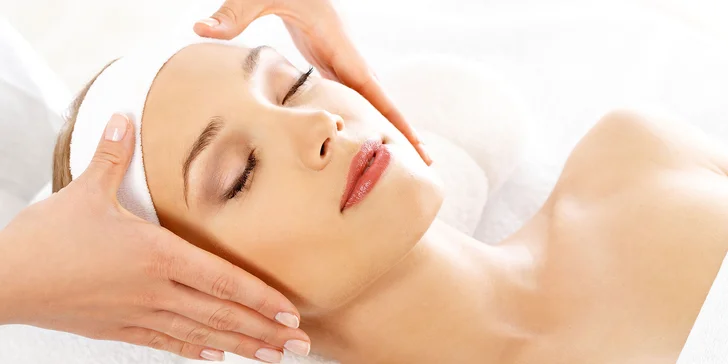 Hĺbkové ošetrenie pleti: manuálne alebo skin scrubberom