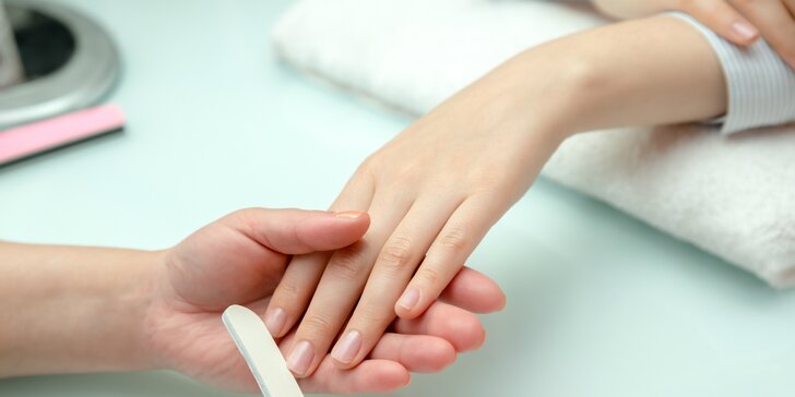 Japonská manikúra s včelou kašičkou s možnosťou masáže rúk
