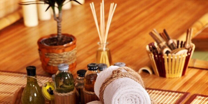 Celotelová thajská masáž, aromaterapeutická či olejová masáž
