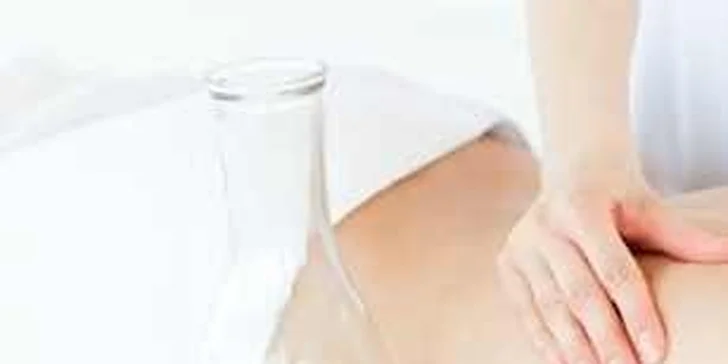 7,90 eur za 40 minútovú klasickú masáž chrbta a krčnej chrbtice v komfortnom prostredí ME & MYSELF Beauty Studio. Príďte si po nové a oddýchnuté telo, so zľavou 56%!