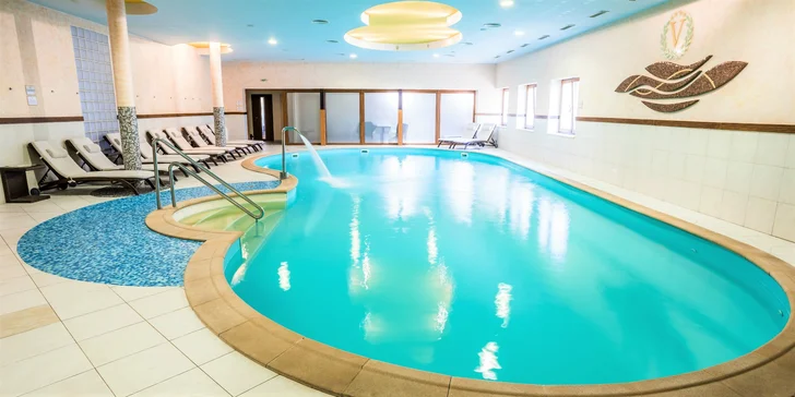 Dokonalý wellness, večera a pivný kúpeľ v Hoteli Victoria****