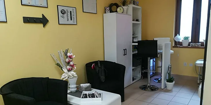 Mikrodermabrázia, lymfodrenáž a čokoládový či škoricový zábal s masážou