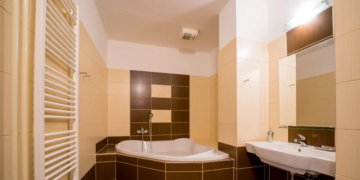 Štýlový historický Hotel Tatry*** v Tatranskej Lomnici