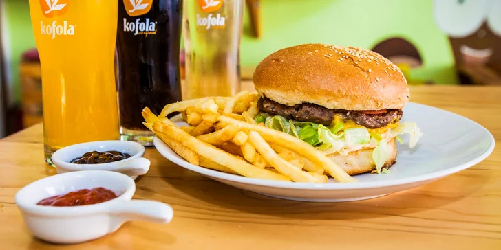 Hovädzí classic burger alebo burger menu s hranolčekmi a Kofolou