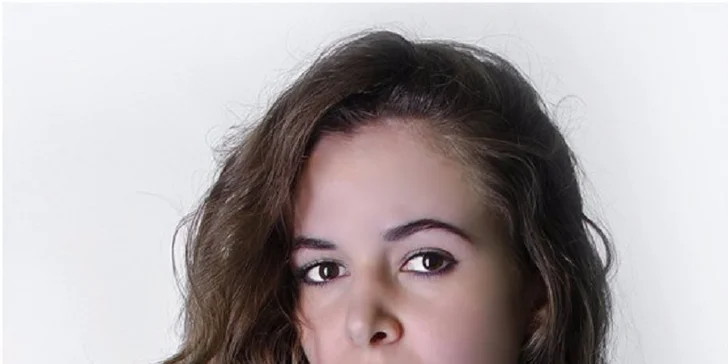 Profesionálne fotografovanie v ateliéri alebo v exteriéri s grafickou úpravou