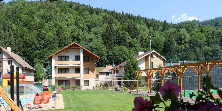 Jar v Nízkych Tatrách v skvele vybavených apartmánoch Simply Relax