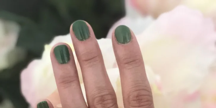 CND Shellac na rukách či nohách