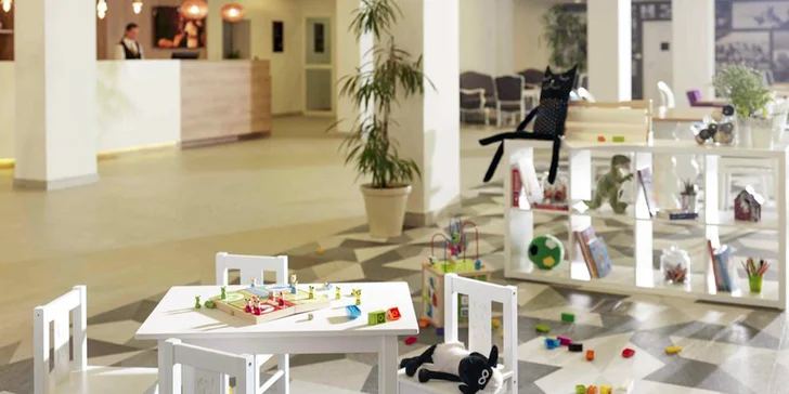Štýlový hotel v slovinskom Portoroži len 200 m od pobrežia Jadranského mora s polpenziou