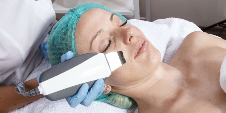 Hĺbkové čistenie pleti s masážou tváre a úpravou obočia
