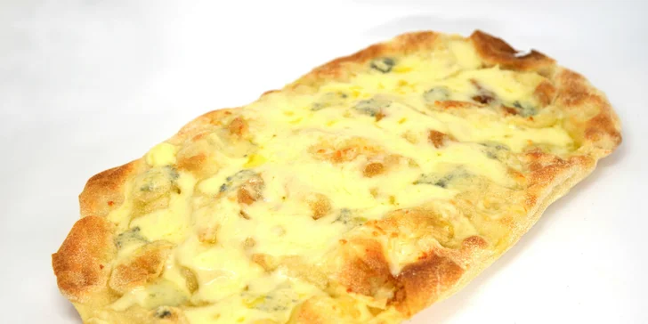 Zdravšie varianty pizzy: 1 alebo 2 oválne pinsy v Prahe